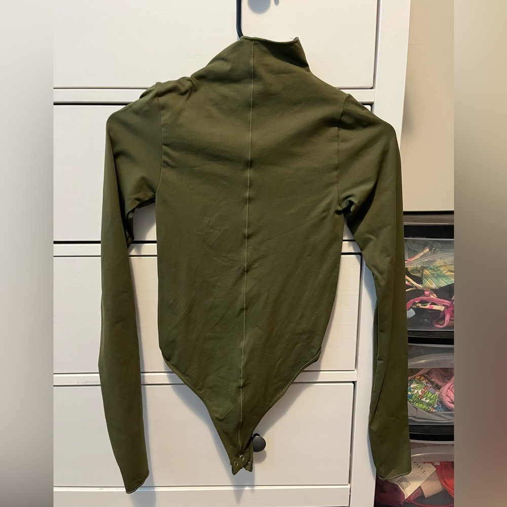 NWOT Good American Mock Neck Bodysuit